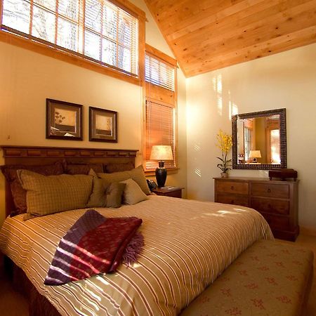 Tahoe Mountain Resorts Lodging Old Greenwood Тракі Екстер'єр фото